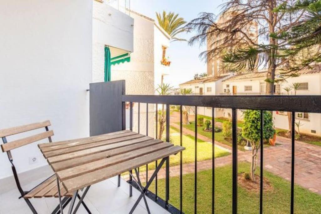 Playa Carihuela By Hdc Apartments Torremolinos Zewnętrze zdjęcie